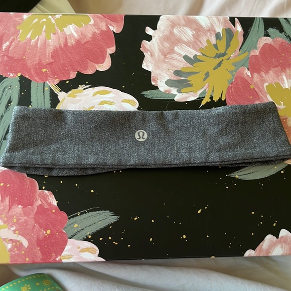 lululemon athletica Accessories - COPY - lululemon head band